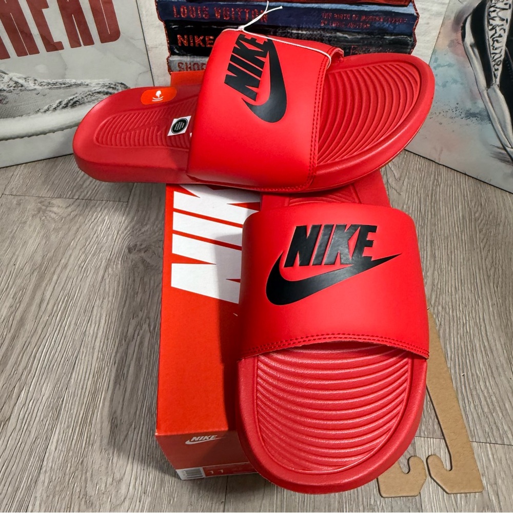New Nike Victori One Slide Size 13 University Red/ Black - Picture 6 of 7